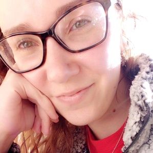 Meet your Posher, Abigail